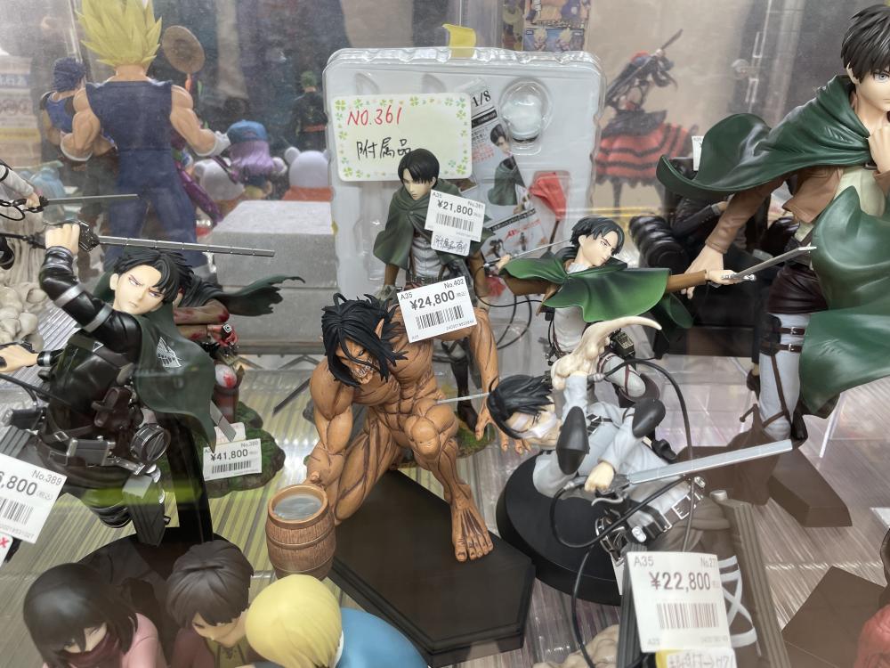 진격의 거인 가게