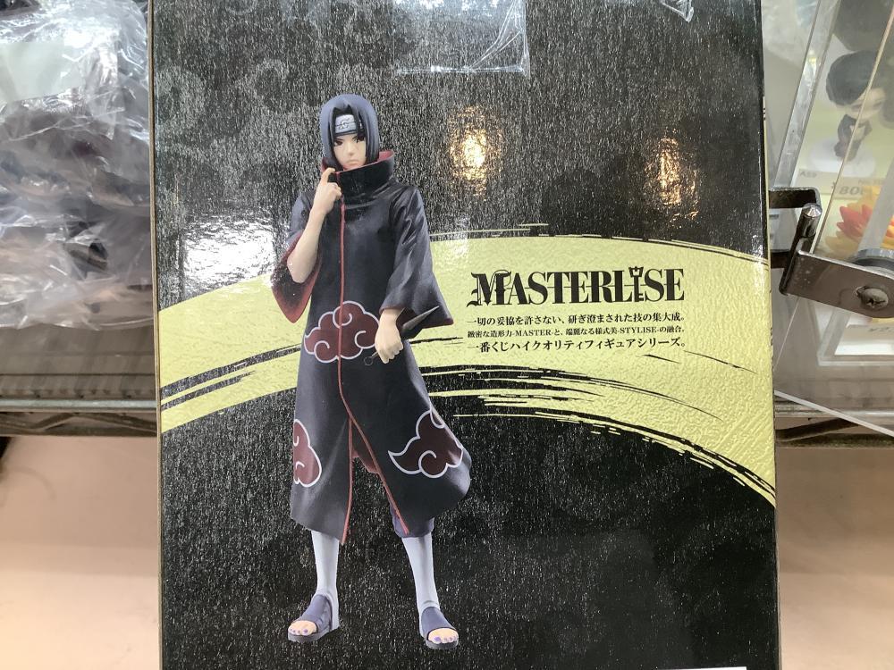 Beautiful Itachi figure
