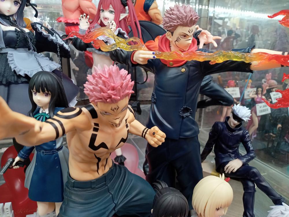 呪術廻戦　着せ恋　リコリコ