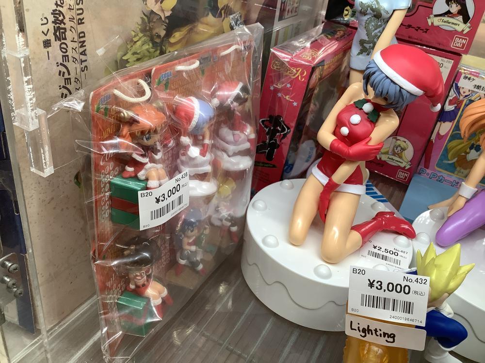 复古手办地窖月亮伊娃