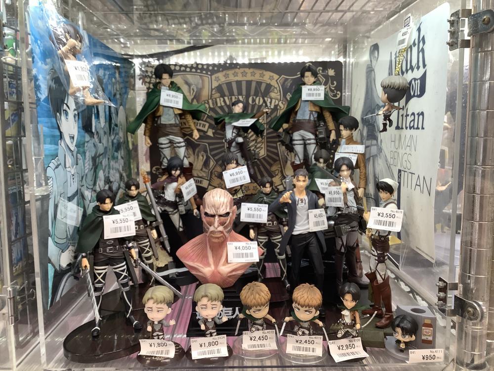 진격의 거인 가게