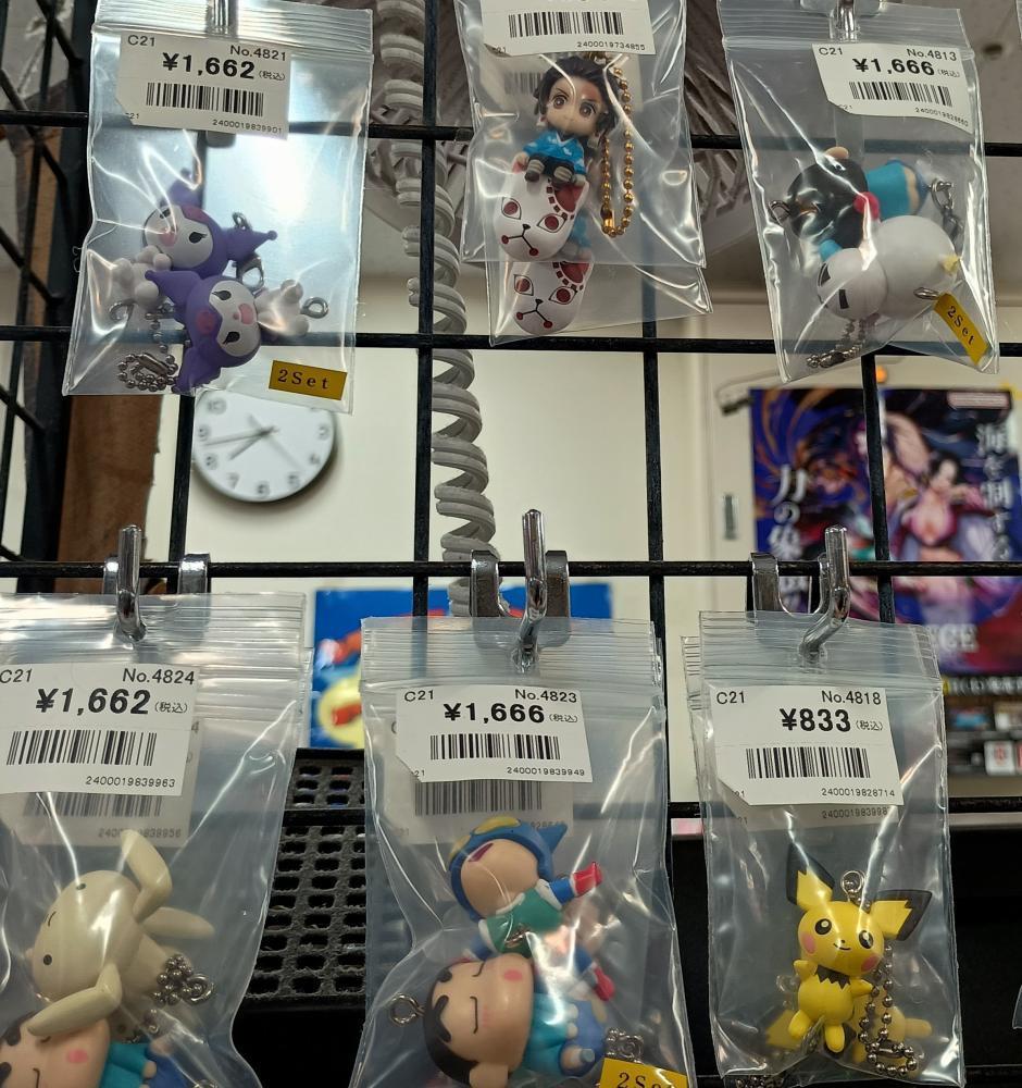 ステッカー＆ボールチェーン、ストラップ