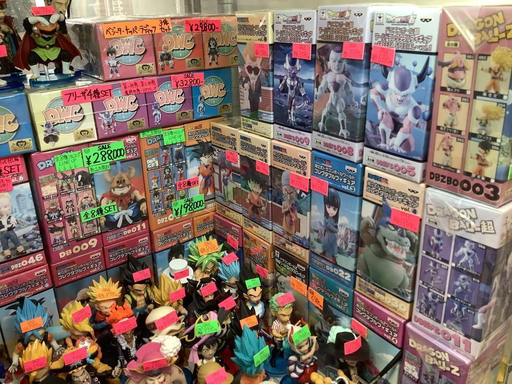 ワンピース、ドラゴンボールミニフィギュア