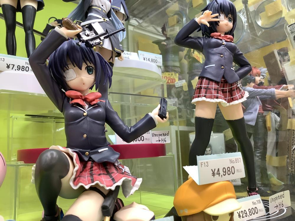 非常受欢迎的漂亮女孩