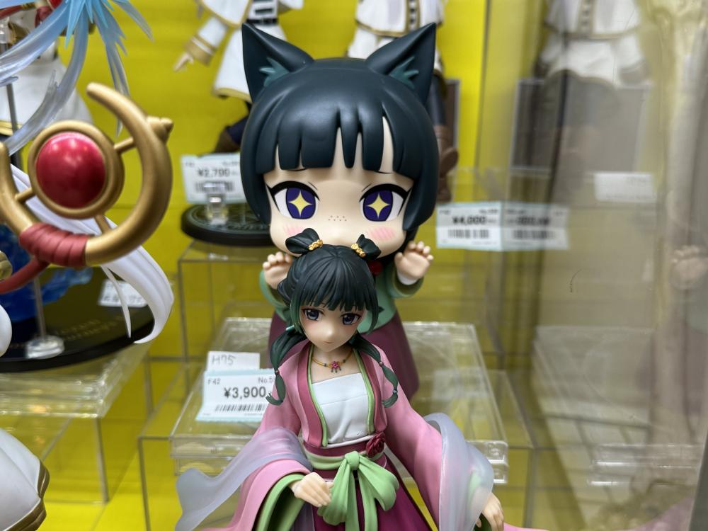 葬送のフリーレン、薬屋のひとりごと