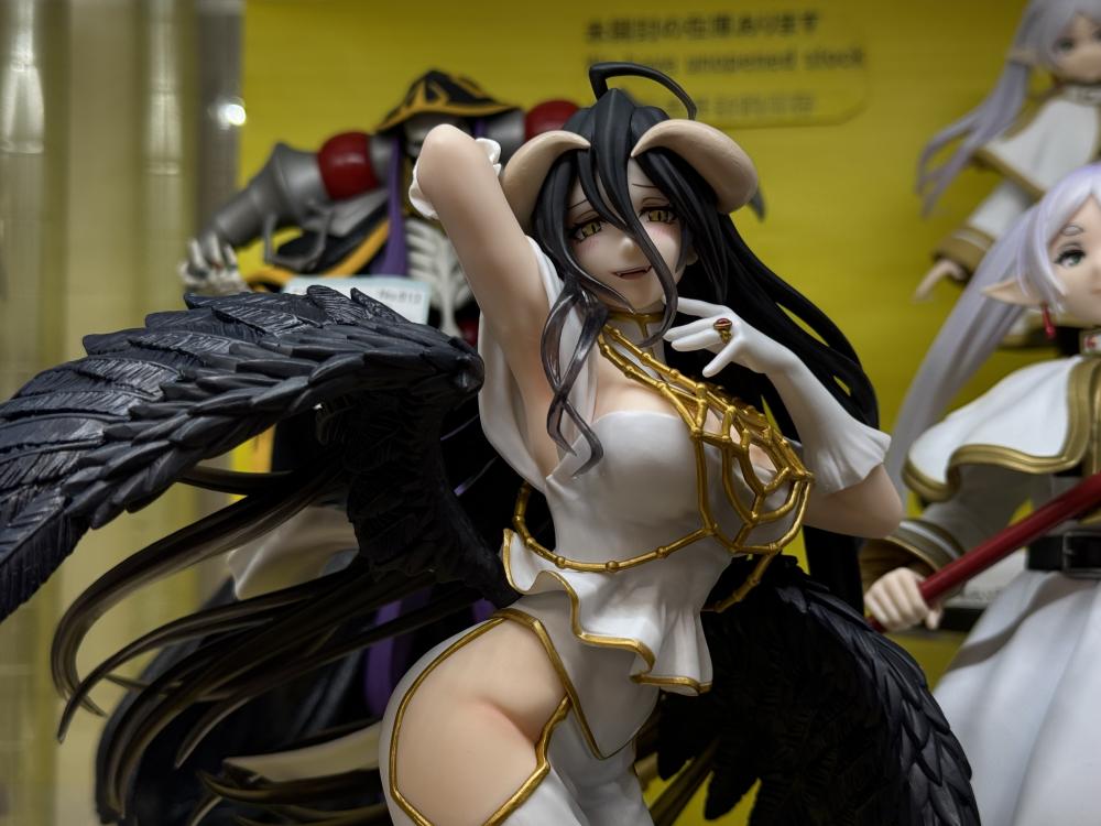 장례식 프리렌, 오버로드