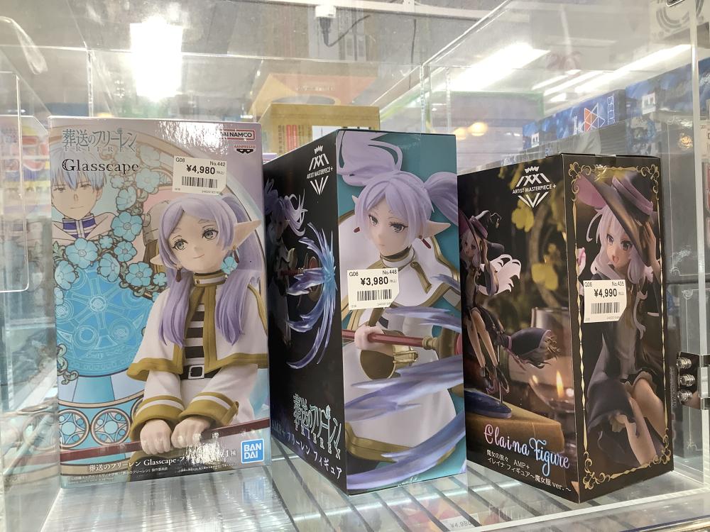 未开封的《弗雷伦流浪魔女：伊莱娜换装之爱之旅》