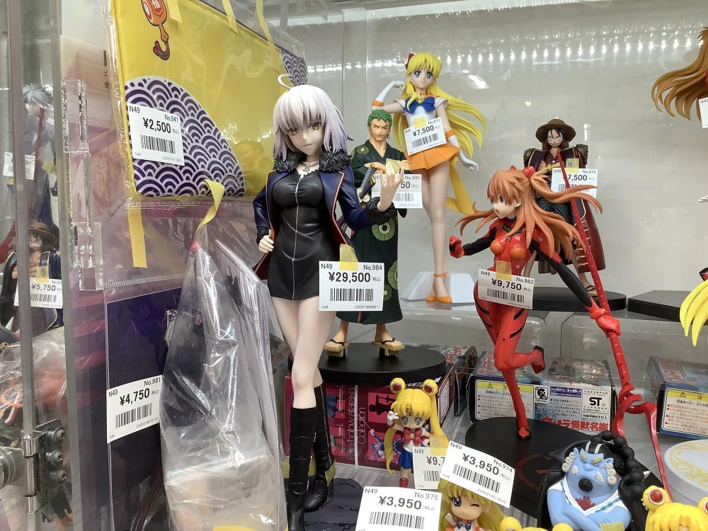 美丽少女单手办