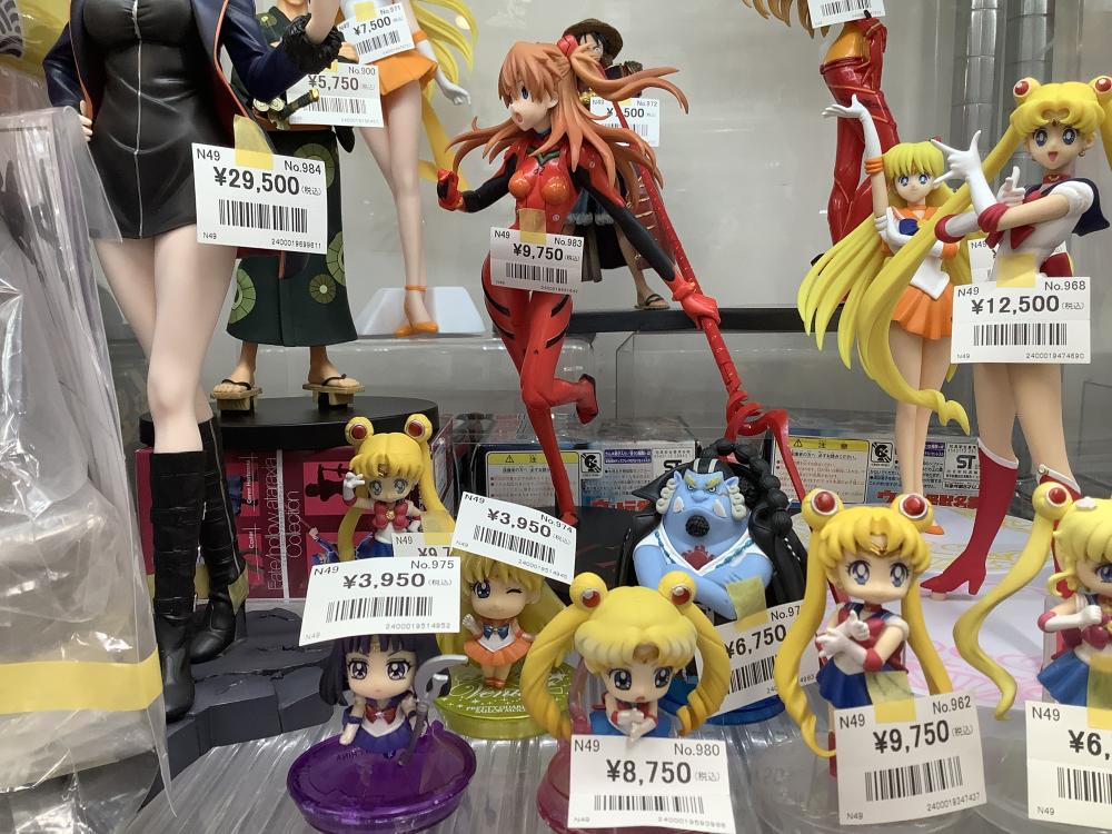 美丽少女单手办