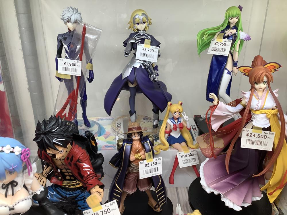 원피스 미소녀 피규어