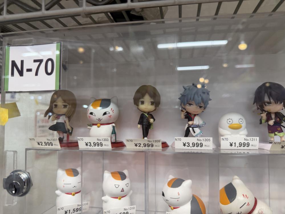 Natsume's Book of Friends Gintama Dandadan Mini