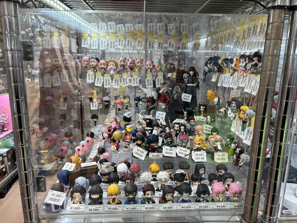 Demon Slayer Jujutsu Kaisen Chainsaw Man