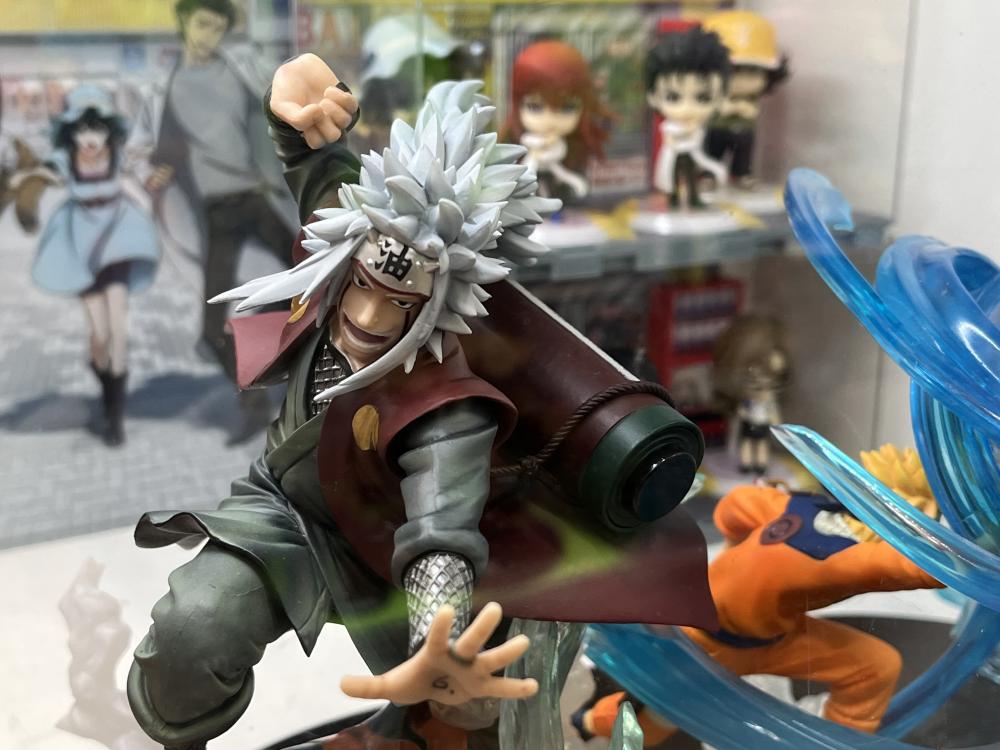 나루토 빅 피규어