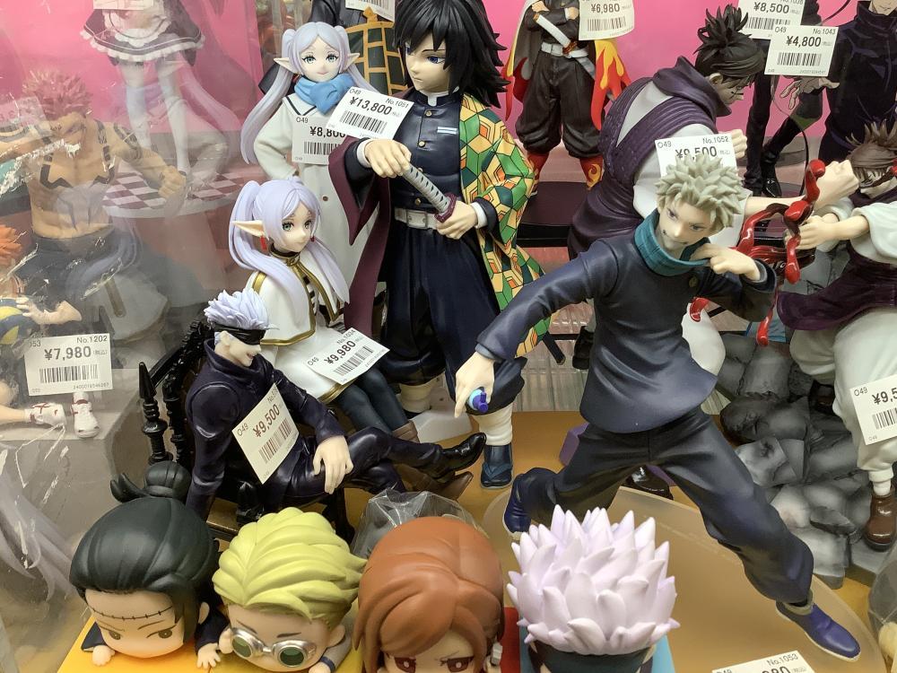 Jujutsu Kaisen Demon Slayer