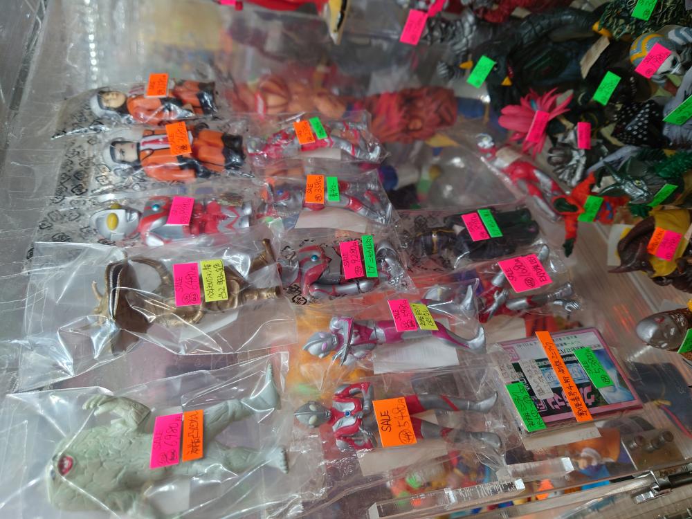 ウルトラマン専門店