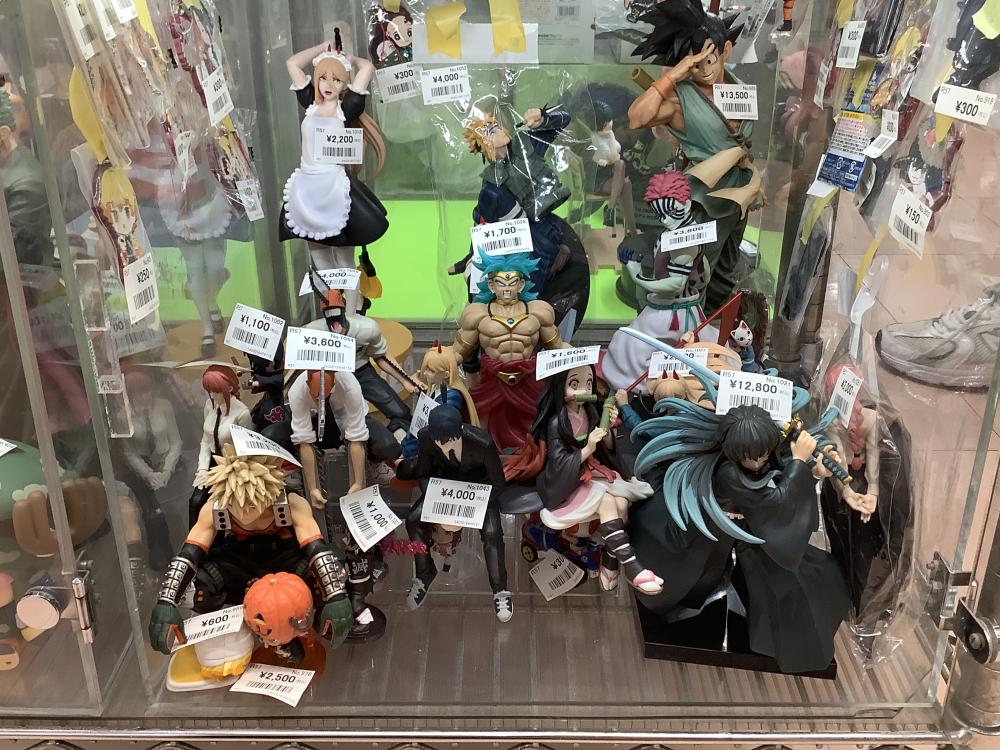 嘎查嘎沙和其他人物