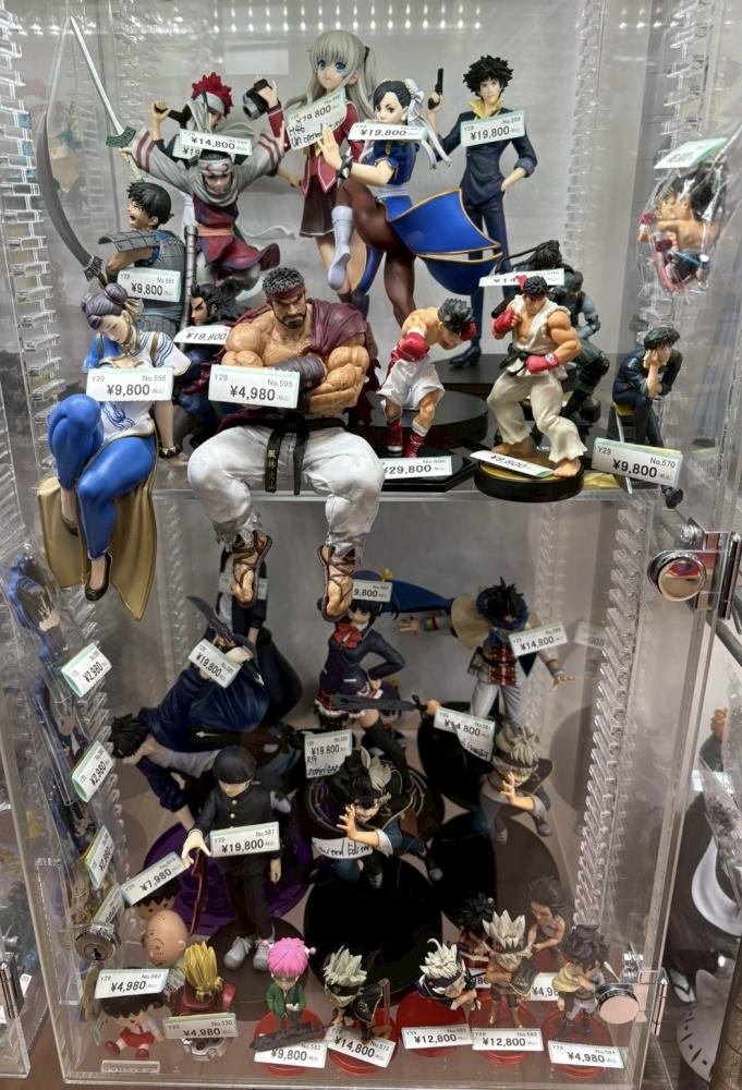 블랙 클로버, Charlotte