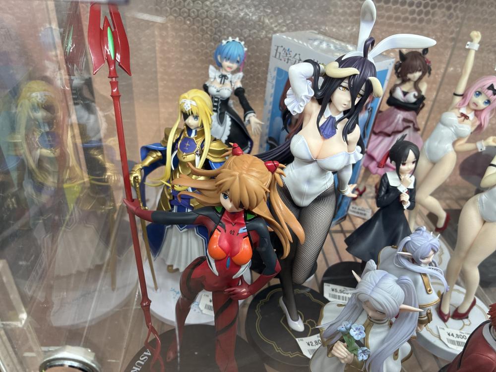 かぐや様、フリーレン、アルベド