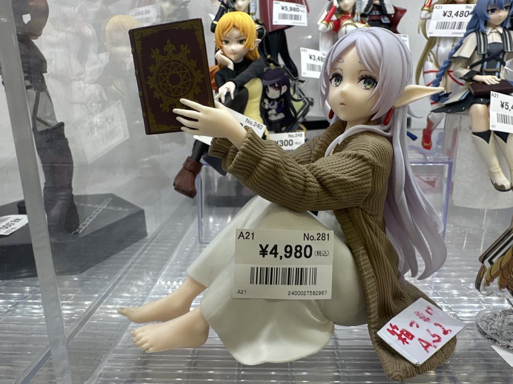 애니메이션 피규어 다양한