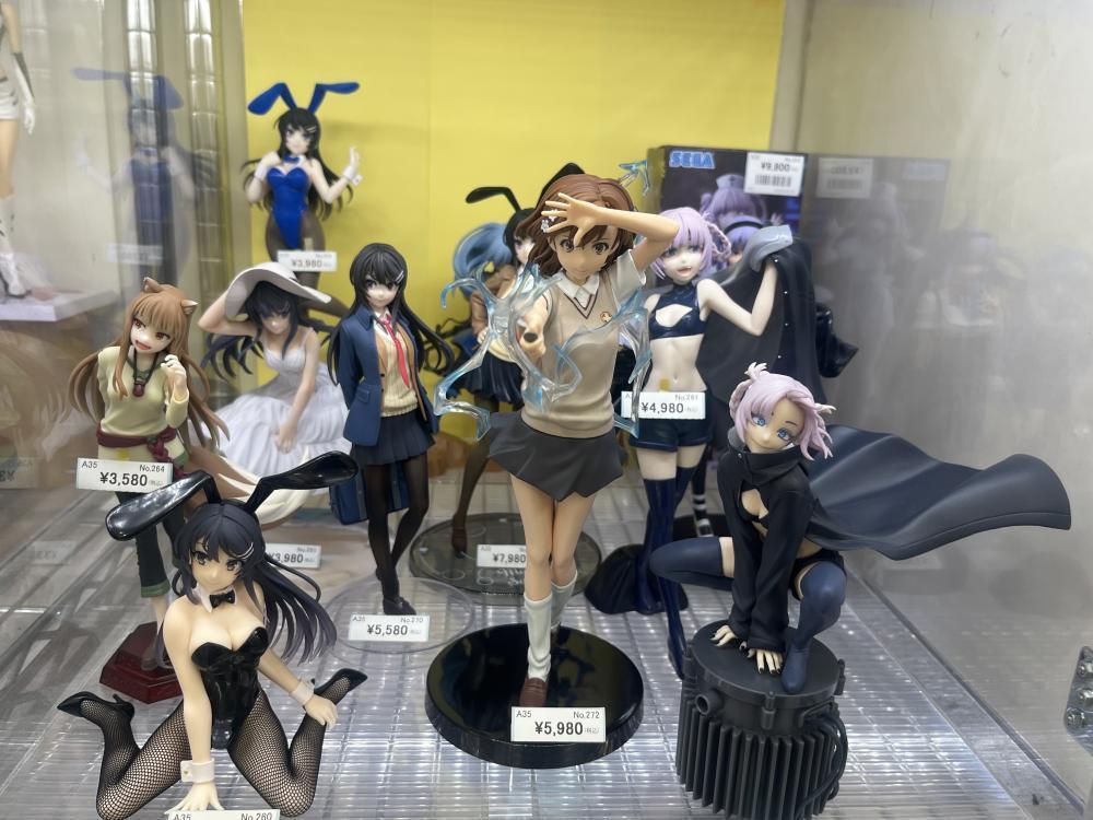 요후카시노 우타 외 피규어