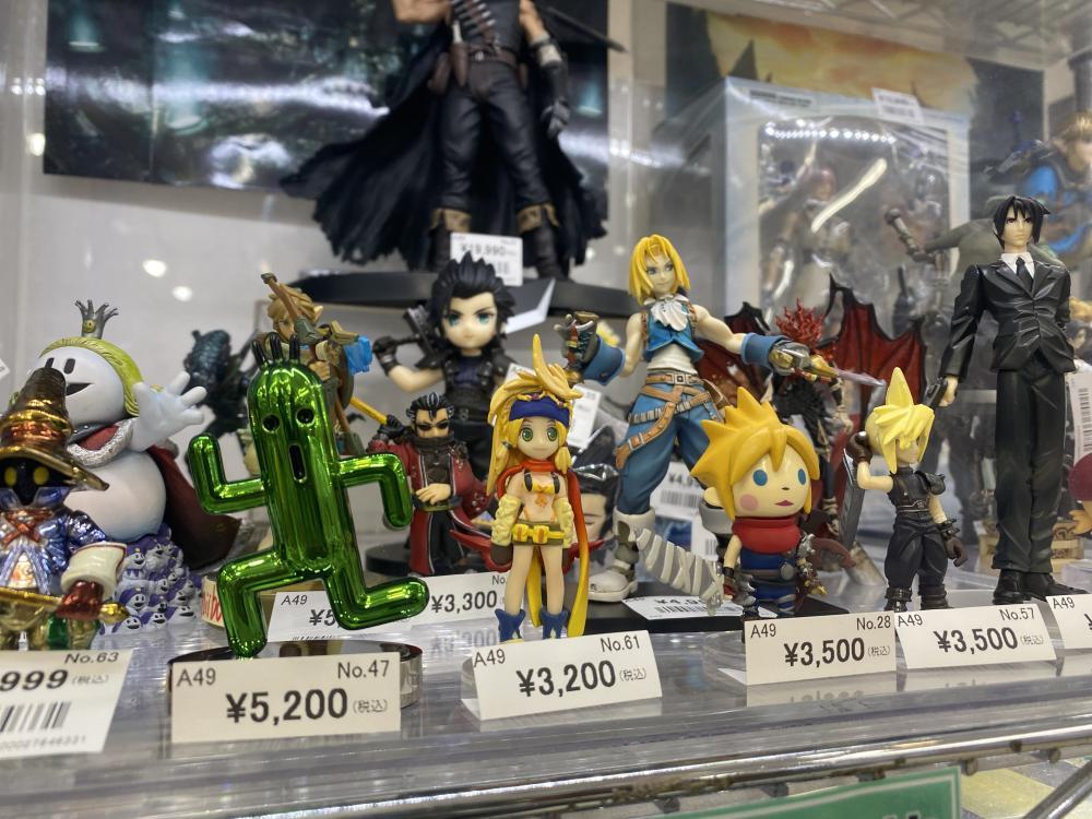 파이널 판타지 외 피규어