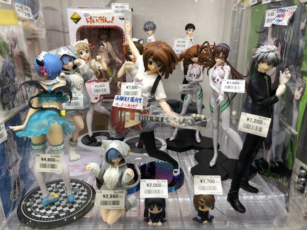 けいおん!、Re:ゼロ、EVA