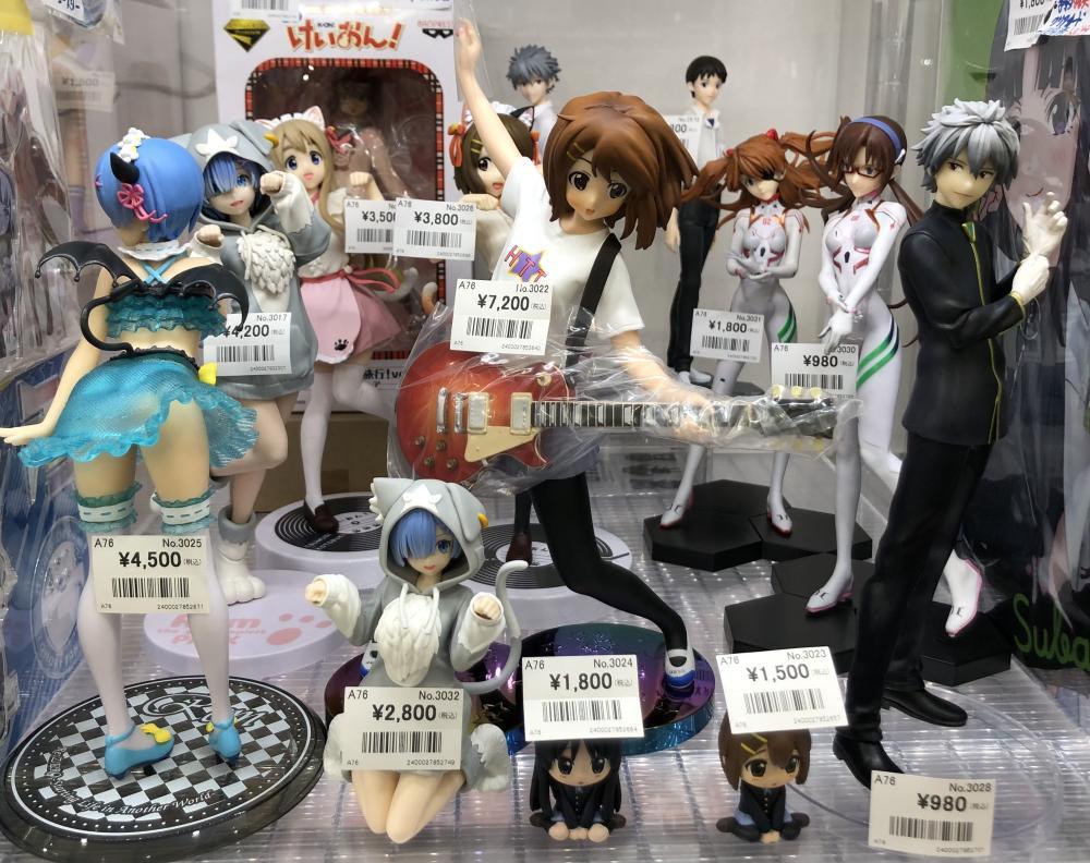 けいおん!、Re:ゼロ、EVA