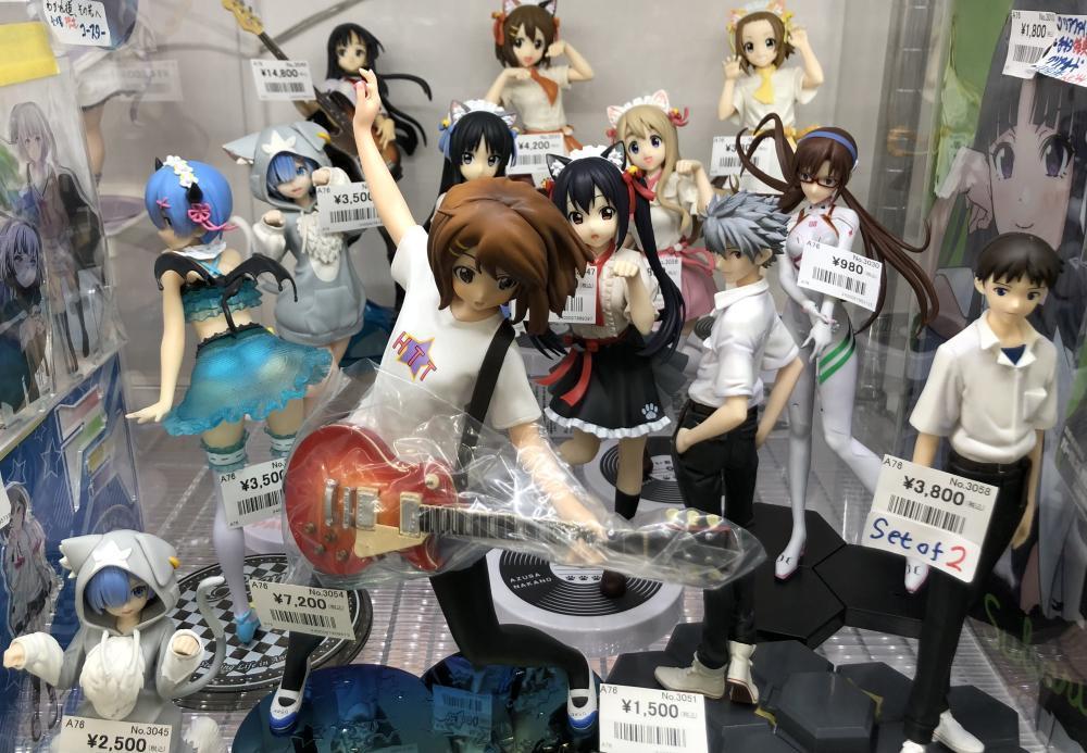 けいおん!、Re:ゼロ、EVA