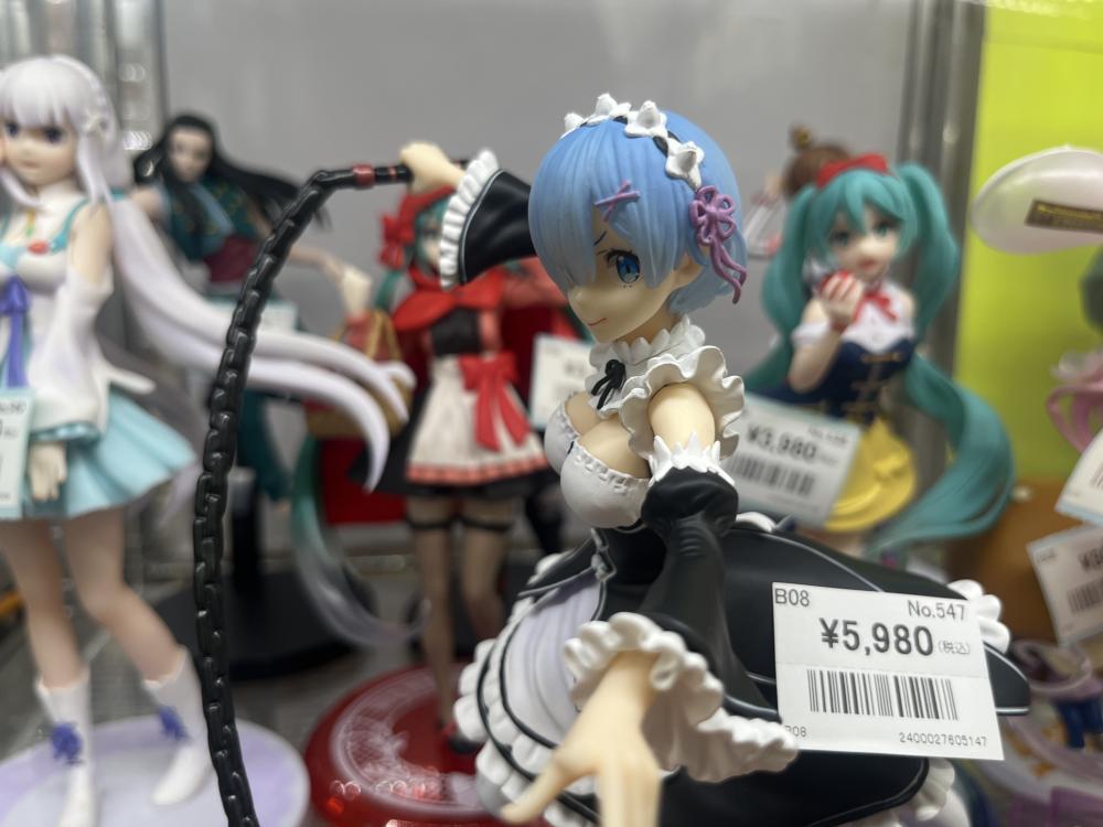 Re:Zero 和其他人物