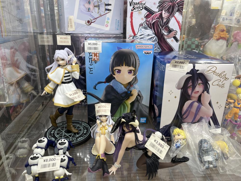 오버로드와 약점 중 한 명