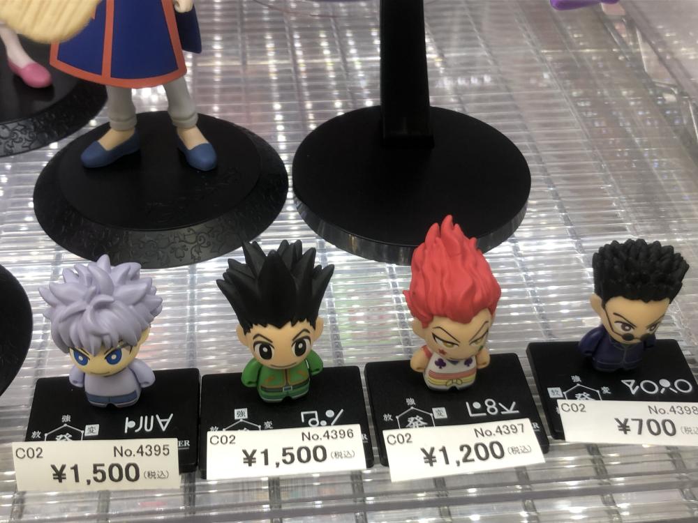 ワンピース、鬼滅の刃、カード