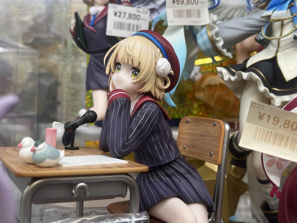 홀로 라이브 피규어