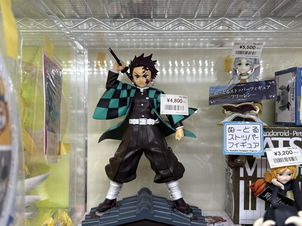 오버로드 기타 피규어