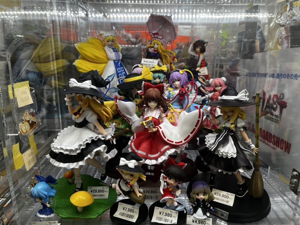 동방 프로젝트 피규어