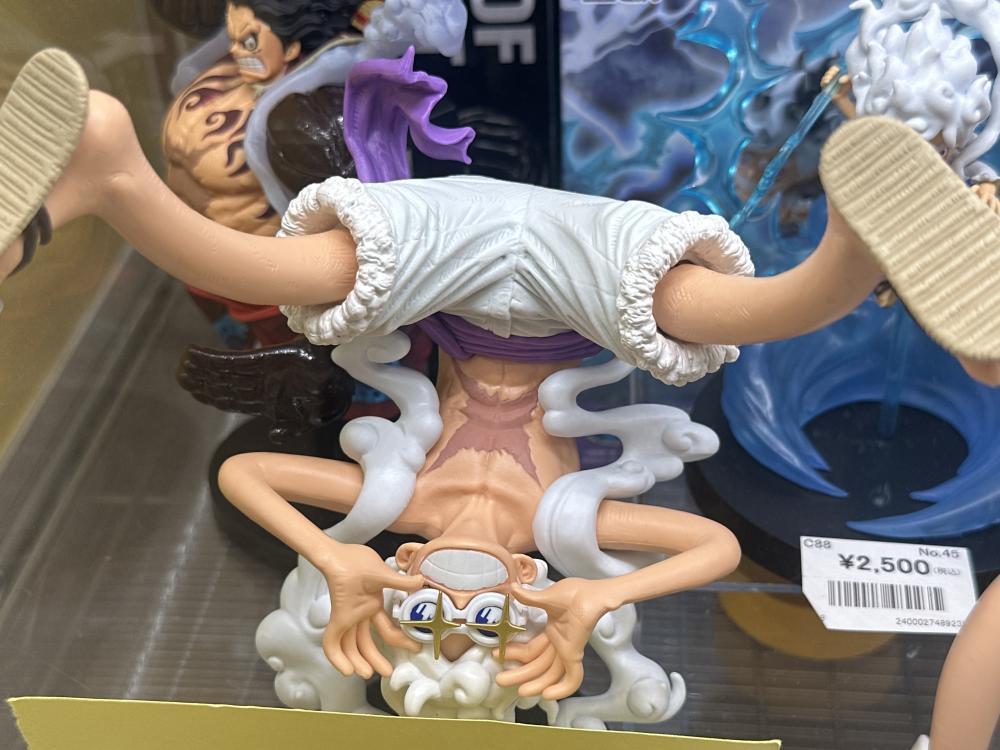 ワンピースフィギュア