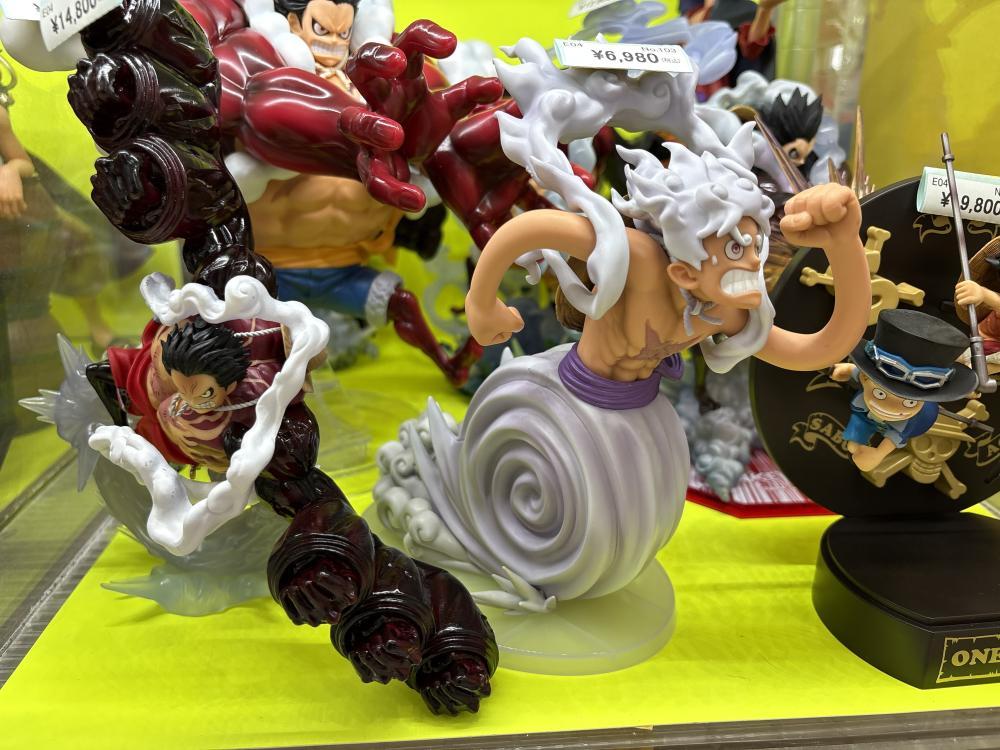 ワンピースフィギュア