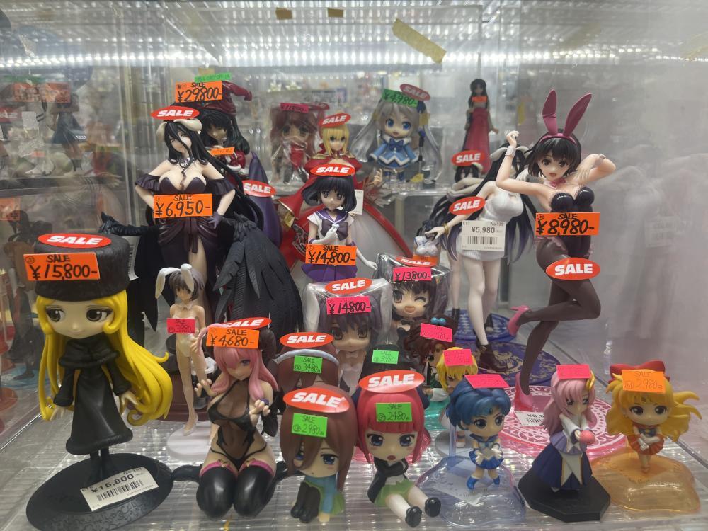 오버로드 기타 피규어