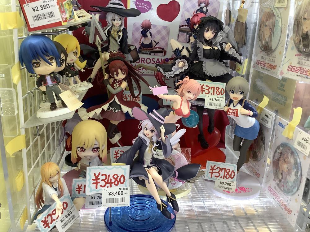 마녀여행 외 피규어