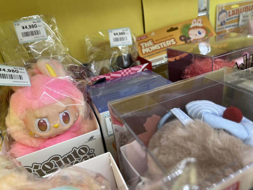 ポップマートぬいぐるみ