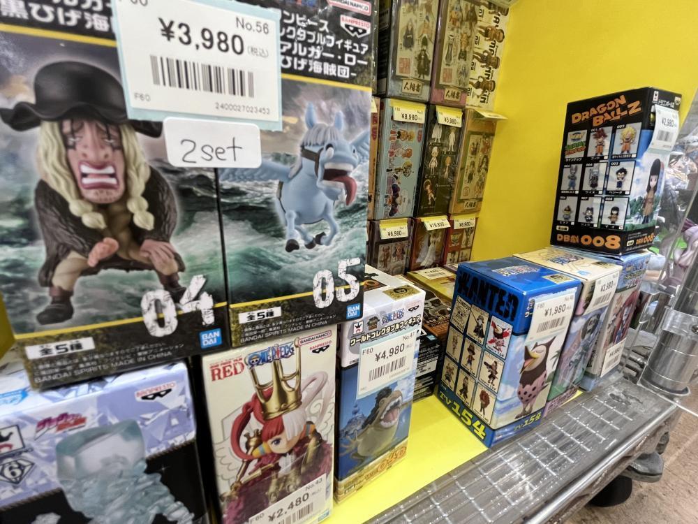 ワールドコレクタブルフィギュア