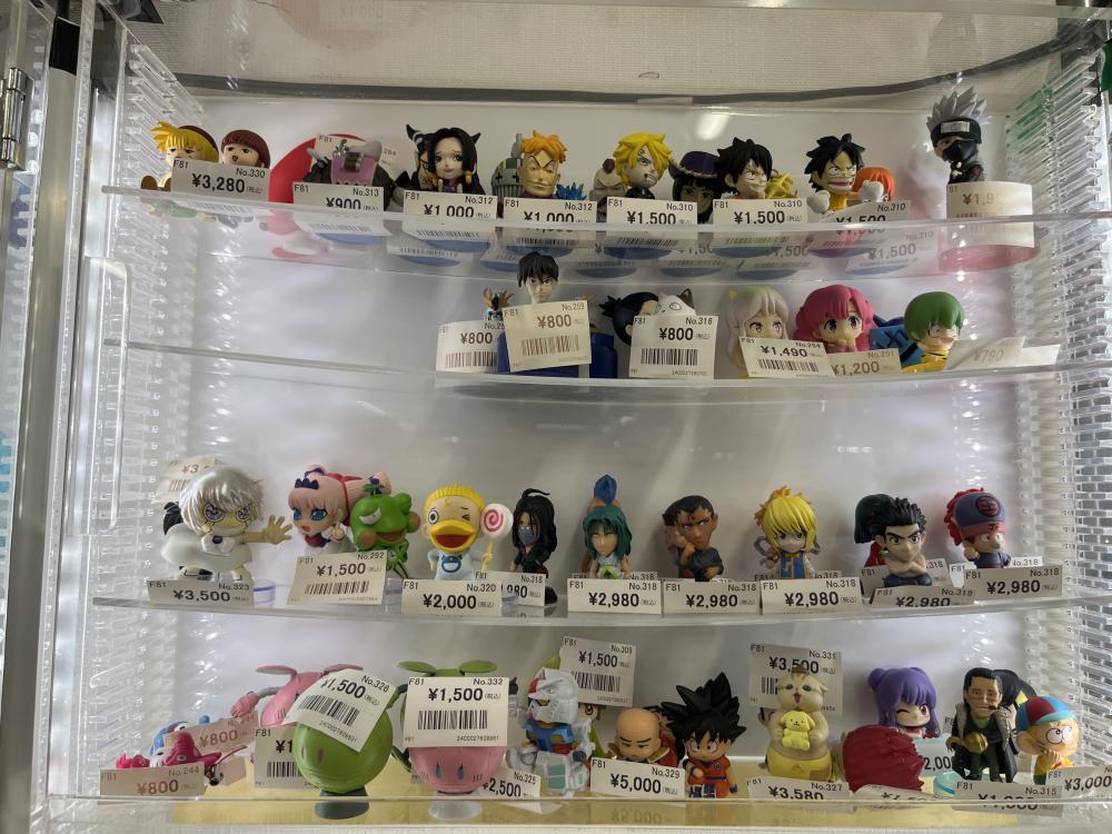 황금 구이 벨 등 미니 피규어