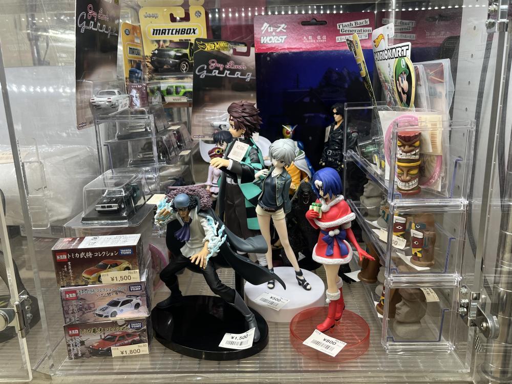 프라이즈 피규어나 미니카 다수