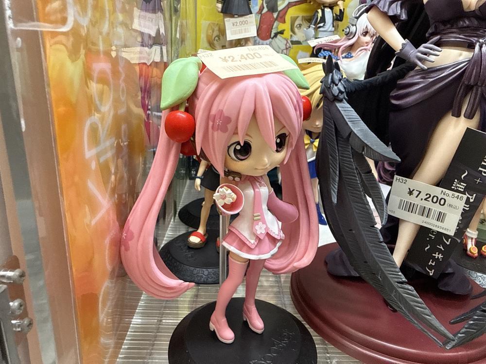 오버로드 기타 피규어