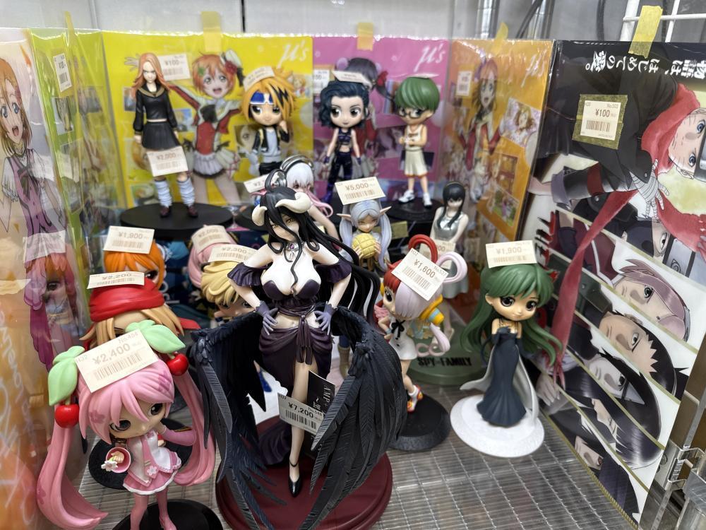 오버로드 기타 피규어