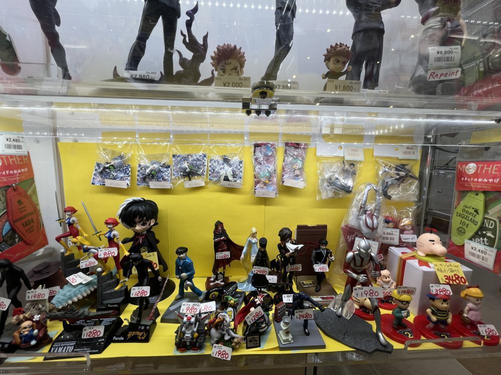 레트로 피규어 가게