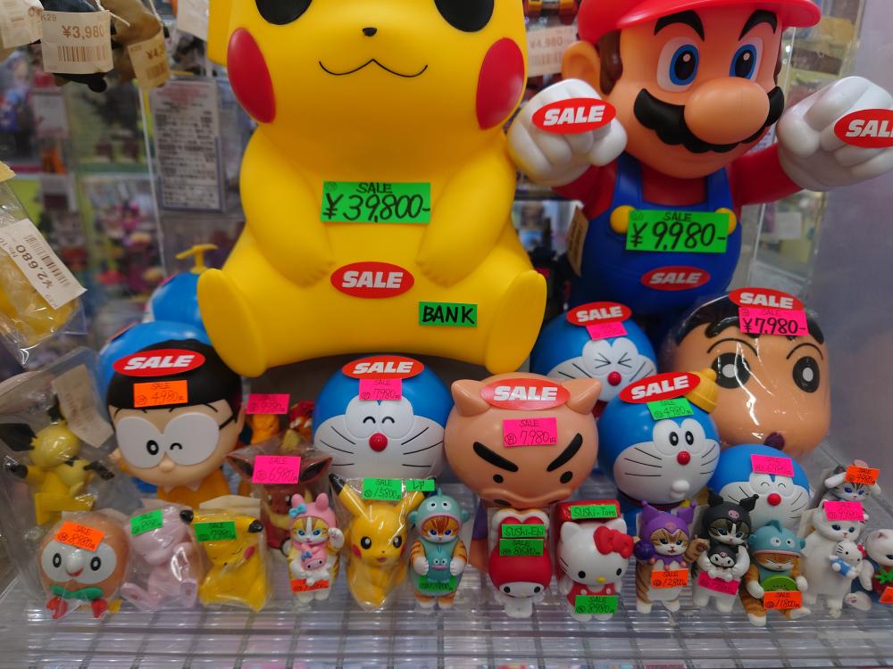 宝可梦和其他手办