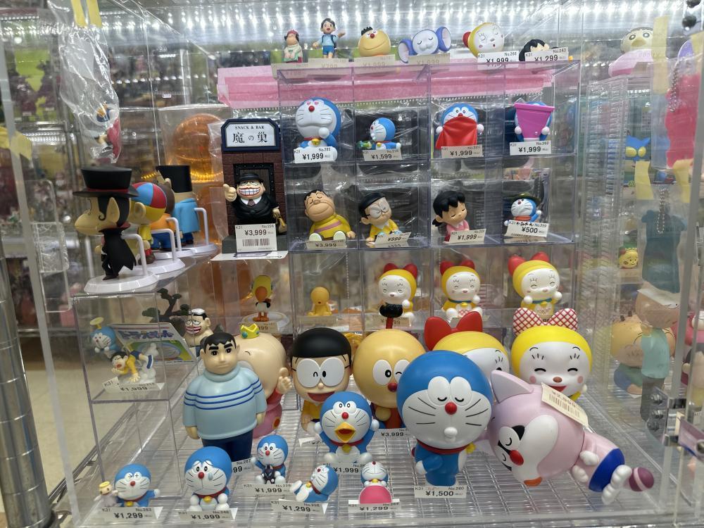 ドラえもん　フィギュア