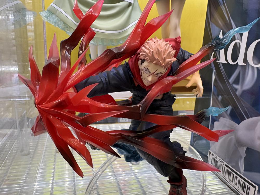 주술회전, 크레용신짱, 스미스키