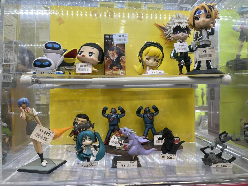 初音未来和其他人物