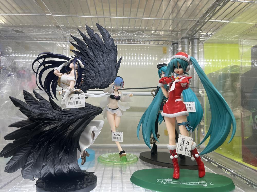 오버로드 기타 피규어